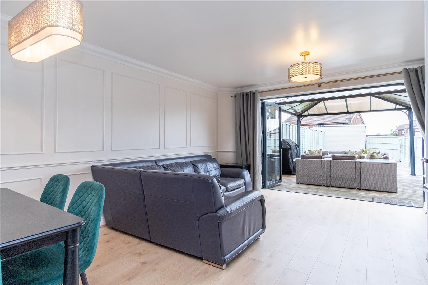 4 bed property in Marsh Fold, Bolton